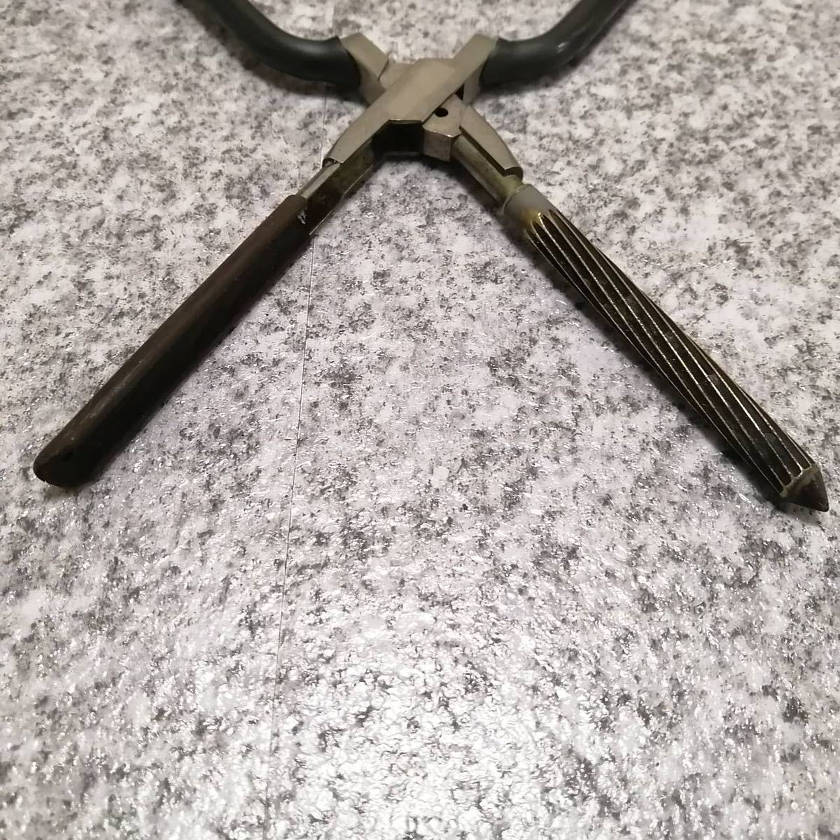 ◇理容 ヘアーアイロン 田中理器 丸型 約8㎜ 動作OK