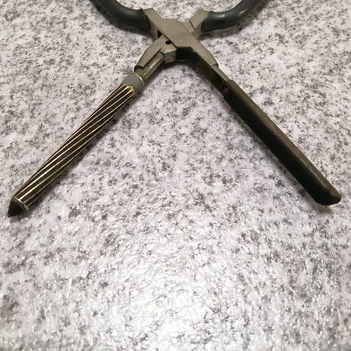 ◇理容 ヘアーアイロン 田中理器 丸型 約8㎜ 動作OK