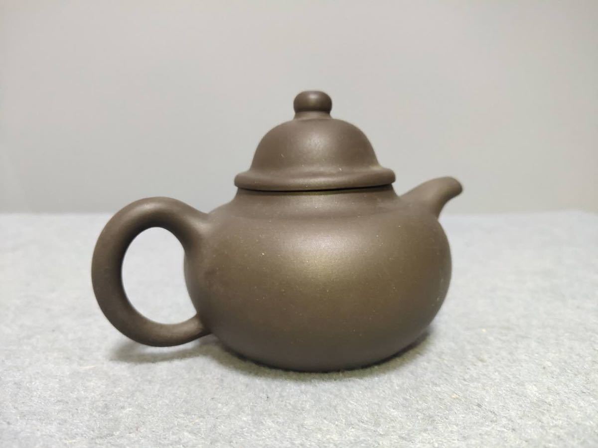 唐物 中国宜興 在印 紫泥 急須 サイズ約12.8cm×8.5cm×h8.2cm 茶壺 古玩 中国美術 宜興 紫砂 朱泥 烏泥 煎茶道具 急須 紫砂