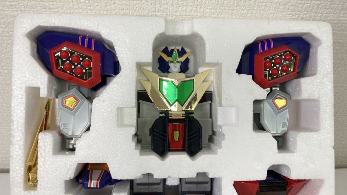 ☆ジャンク品☆熱血武装 マグナザウラー TOMY 熱血最強ゴウザウラー