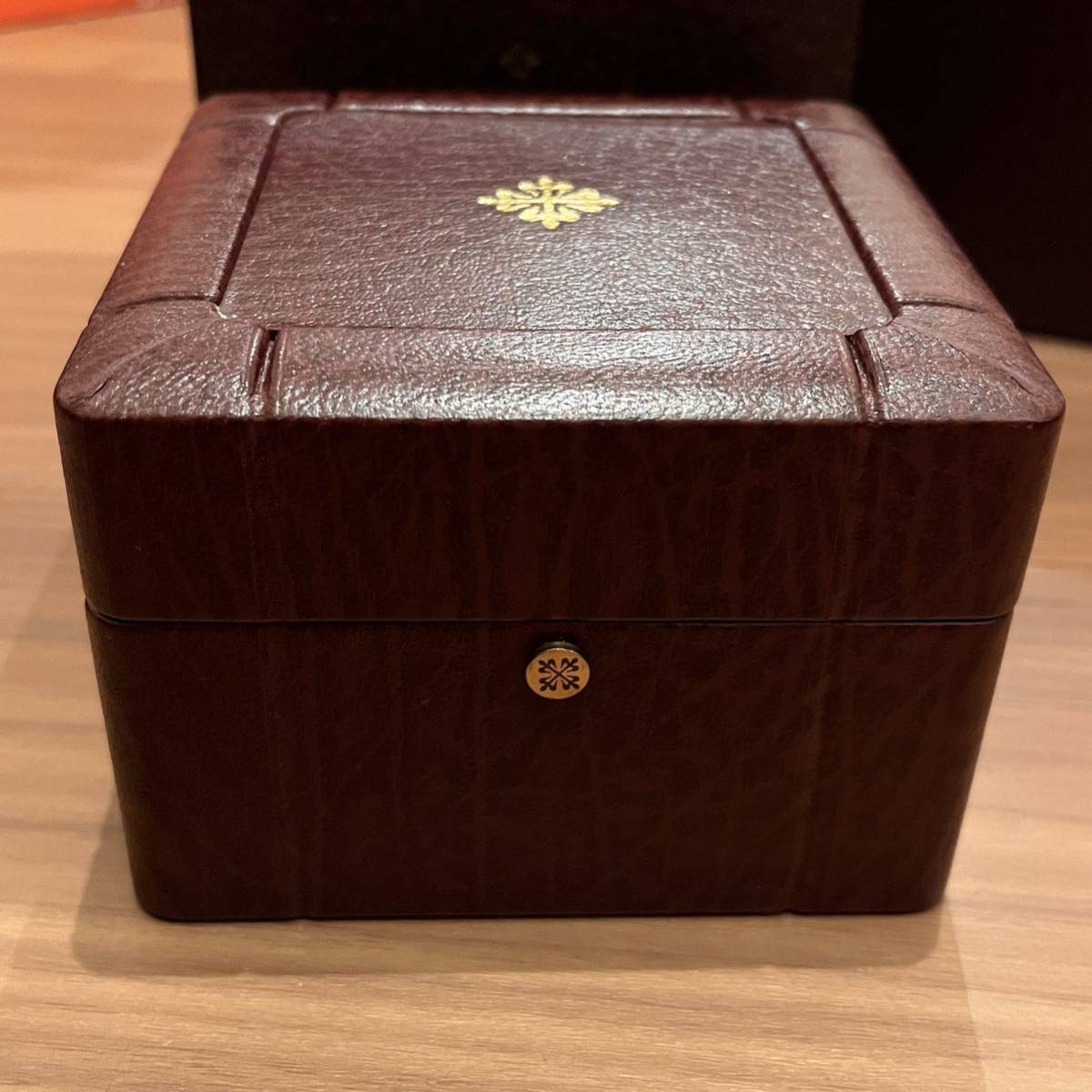 パテックフィリップ箱 PATEK PHILIPPE - パテックフィリップ✰﻿箱✰﻿未使用の通販 by