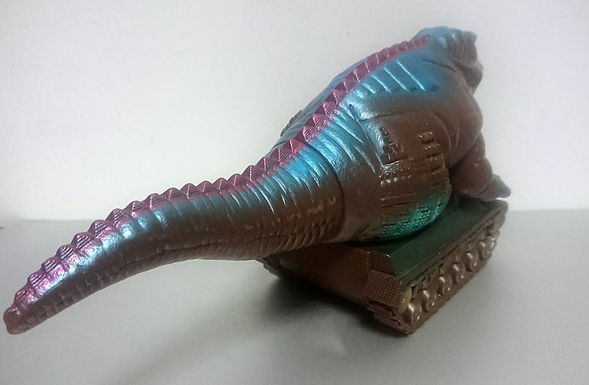 Bibian 比比昂 - 怪獣郷 ソフビ 恐竜戦車 スタンダードサイズ