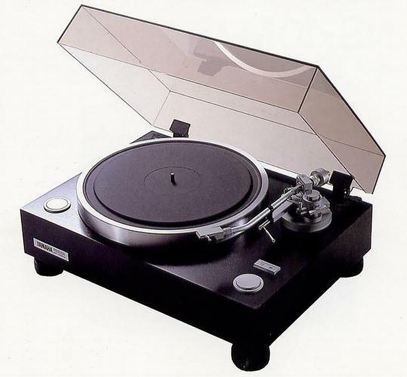 YAMAHA ヤマハ GT-750 ターンテーブル s-l400.jpg