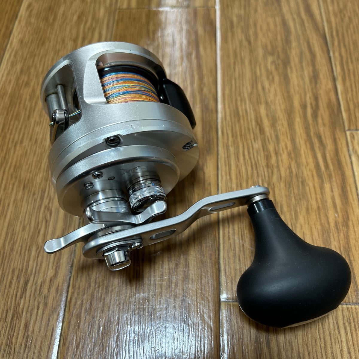 SHIMANO OCEA CALCUTTA 301HG 左　中古 定番，豊富な シマノ オシア カルカッタ 301HG 左ハンドル OCEA