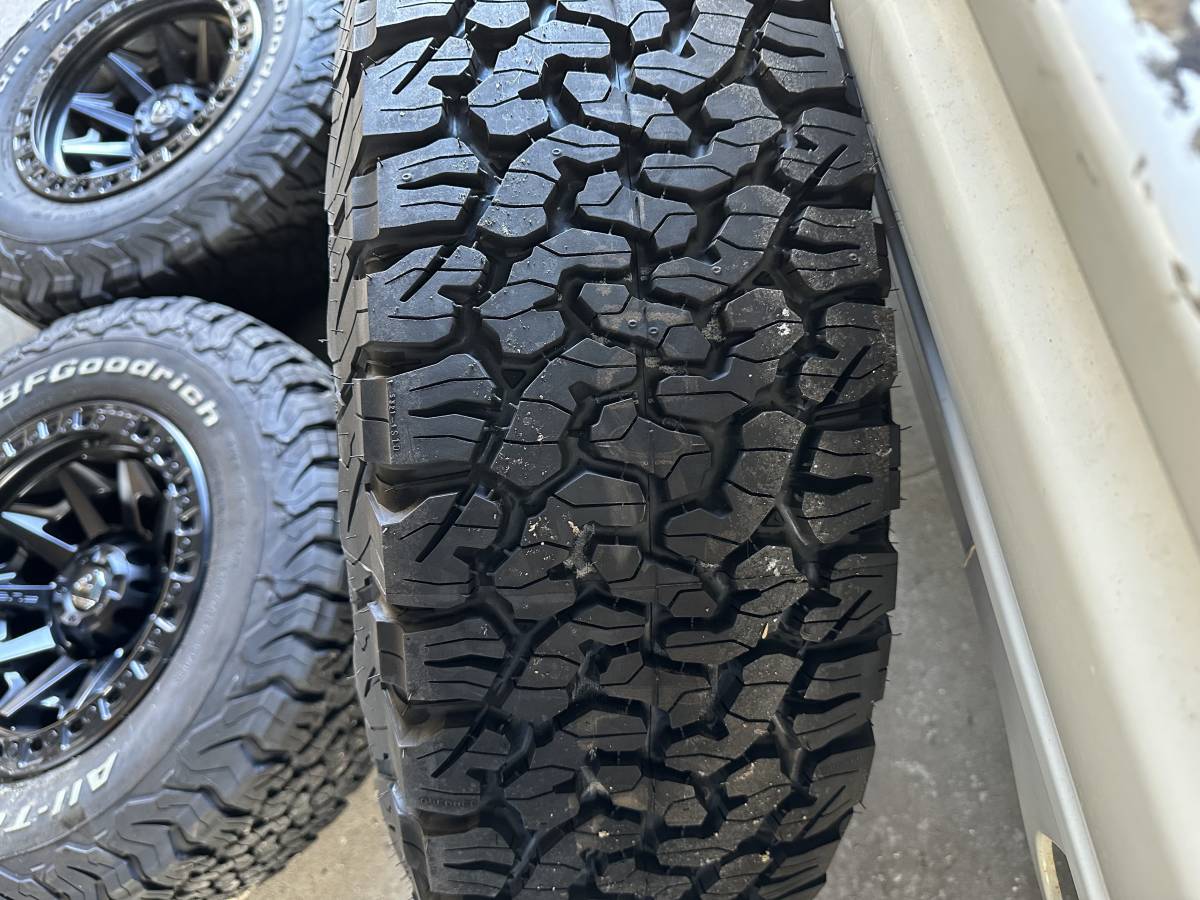 Bibian 比比昂 - 美品 FUEL 285/70R17 9J グッドリッチ AT