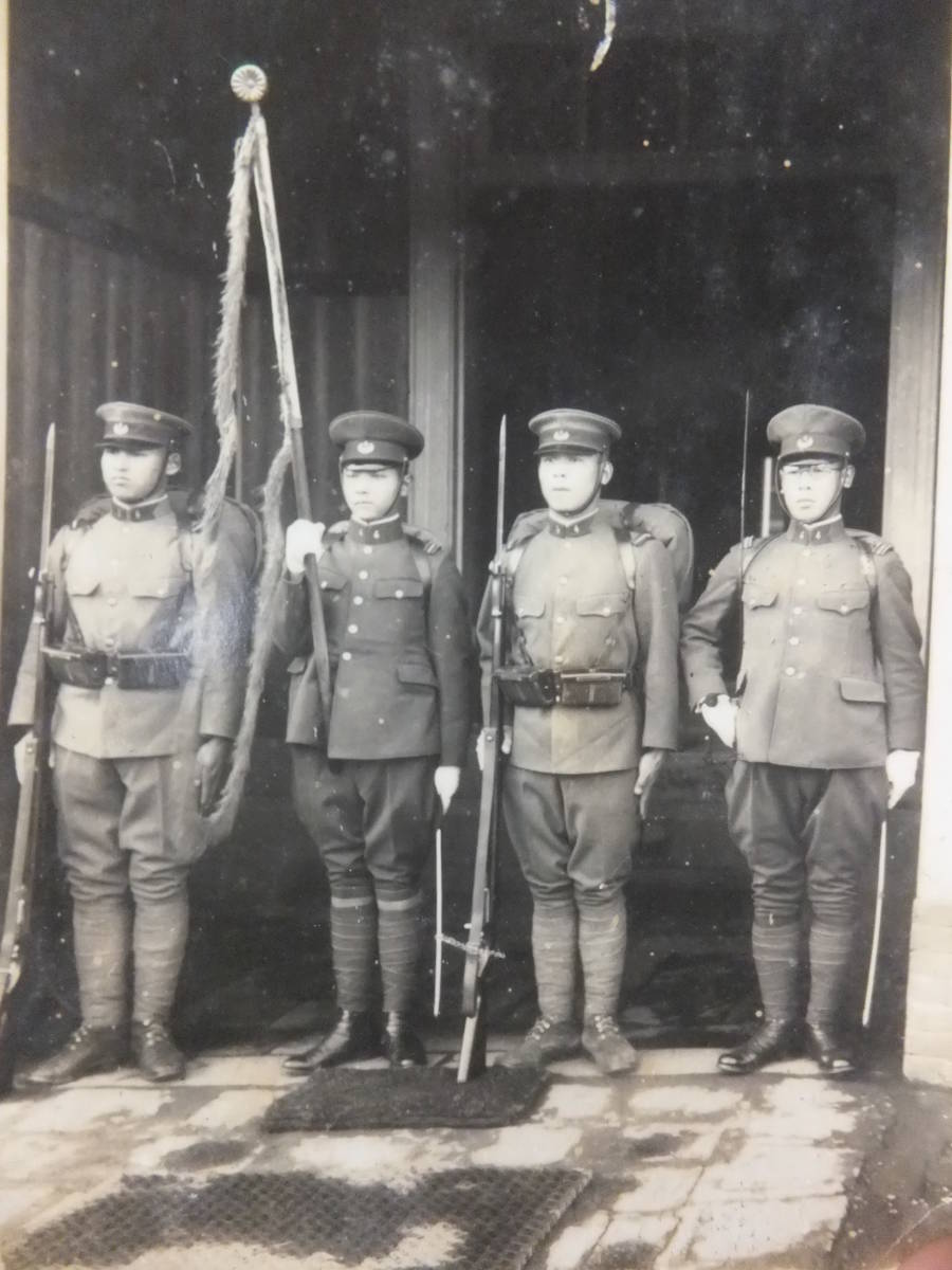 Bibian 比比昂 - ☆ 未発表/大判古写真 軍旗(近衛 連隊旗)「近衛
