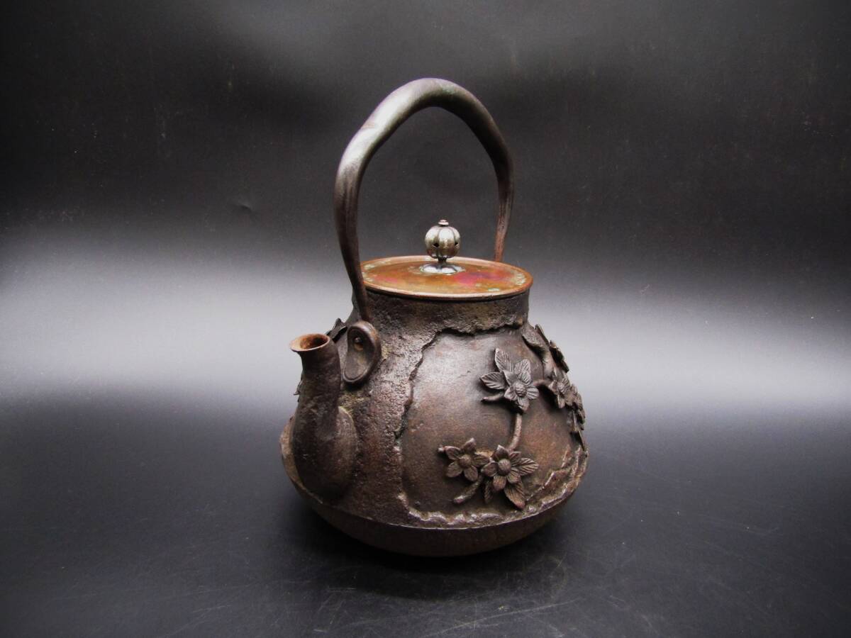 ▽②143 鉄瓶 班紫銅蓋 煎茶道具 ▽②143 鉄瓶 班紫銅蓋 煎茶道具 - メルカリ