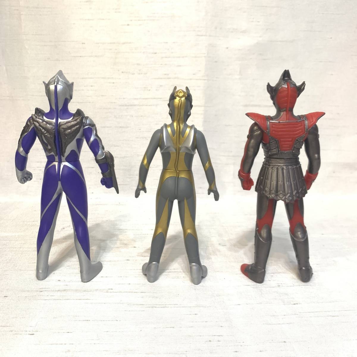 Bibian 比比昂 - ○ BANDAI ウルトラヒーローシリーズ EX ヒュドラ 