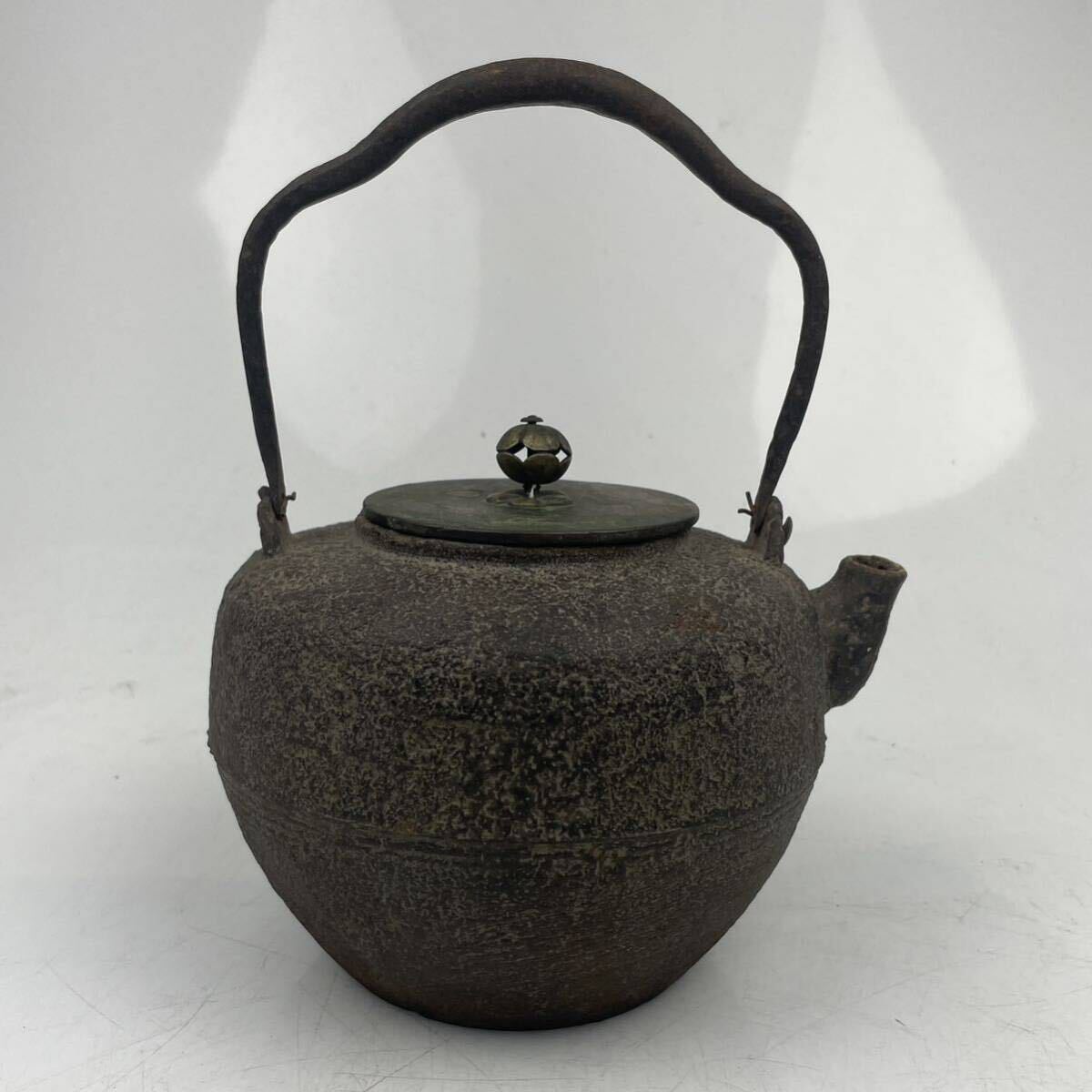 煎茶 金属工芸 鉄瓶 急須 時代　　250717E4 Bibian 比比昂- 鉄瓶急須容量約1520ml / 時代物金属工芸