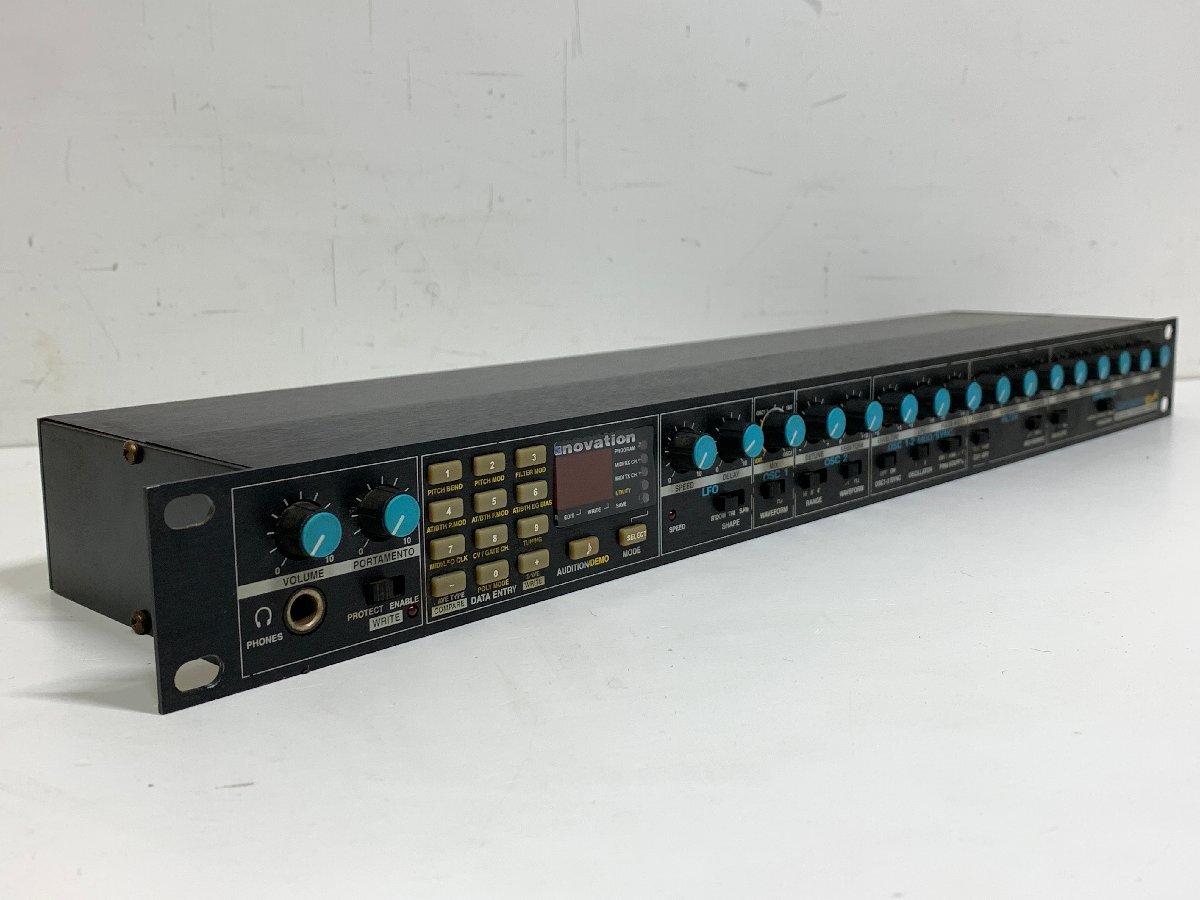 【ほぼ新品】Novation BassStation Rack 音源モジュール novation BassStation Rack 正常動作品 電源アダプター付属