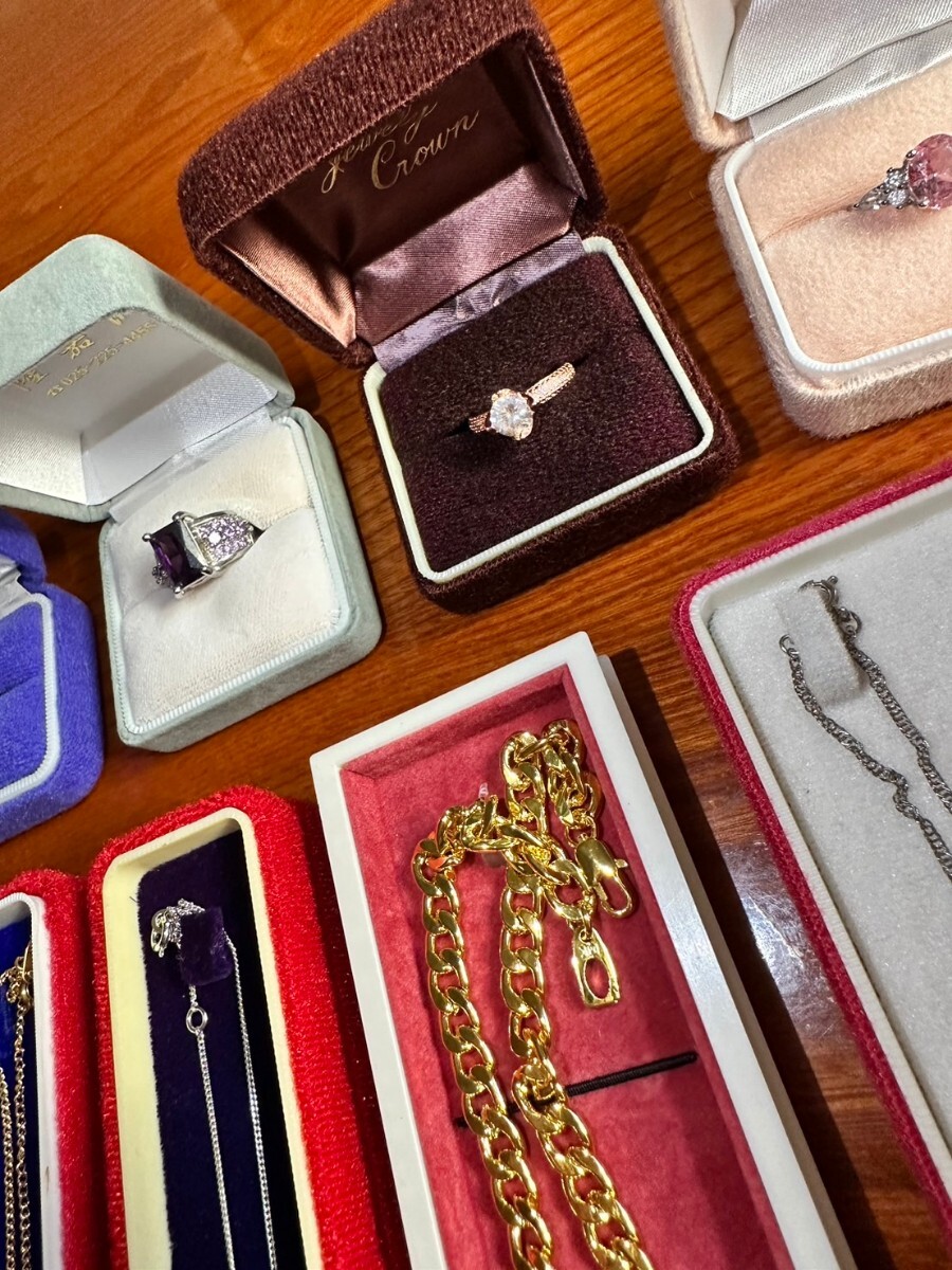 P*♡様 遺品整理 家財整理 アクセサリー まとめ リング ネックレス 遺品整理 アクセサリーまとめ リング ネックレス 指輪 リングまとめ