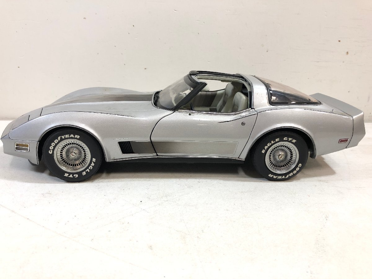 1/18 AUTOart シボレー コルベット C3 25周年アニバーサリー