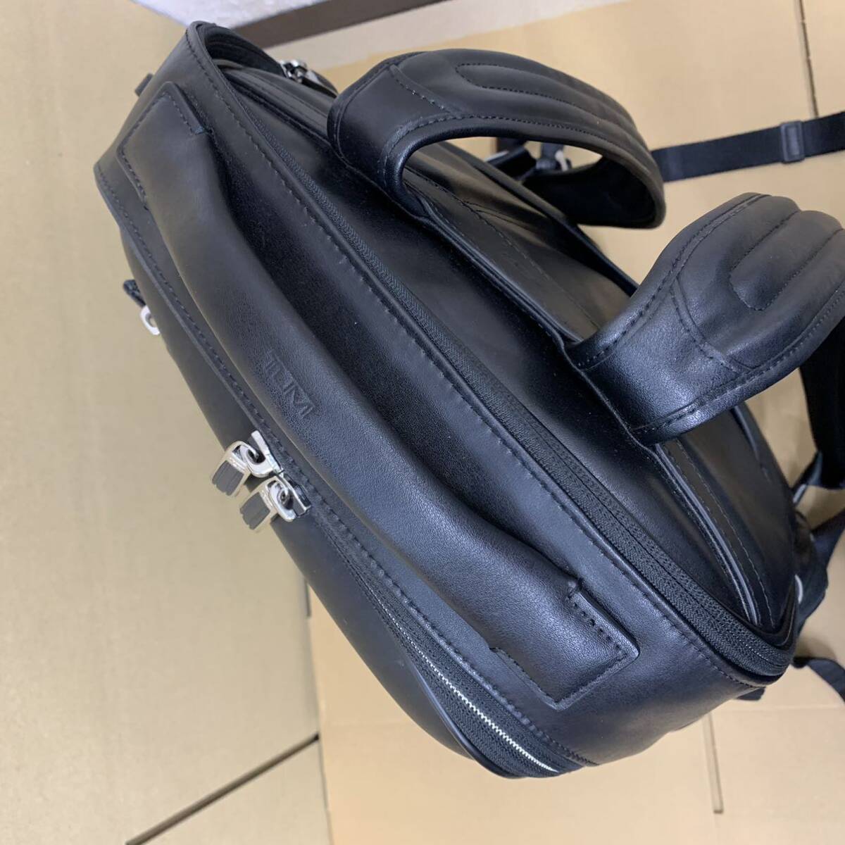 TUMI 955012D2 ブラッドリー レザーバックパック黒 良品】トゥミ リュック ブラッドリー レザー A4 ブラック