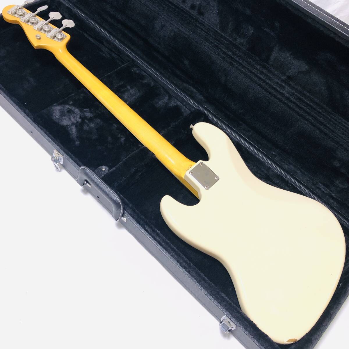 【美品】Fenderフェンダー ジャズベース ハードケース Fender ベース用ハードケースベース用ハードケース中古品()売却