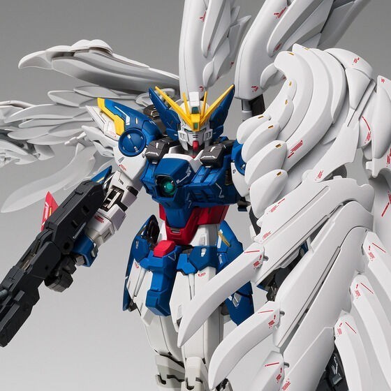ウイングガンダムスノーホワイトプレリュード 15周年特別販売 再販版 ネオバード形態へと変形可能！『ガンダムW』フィギュア