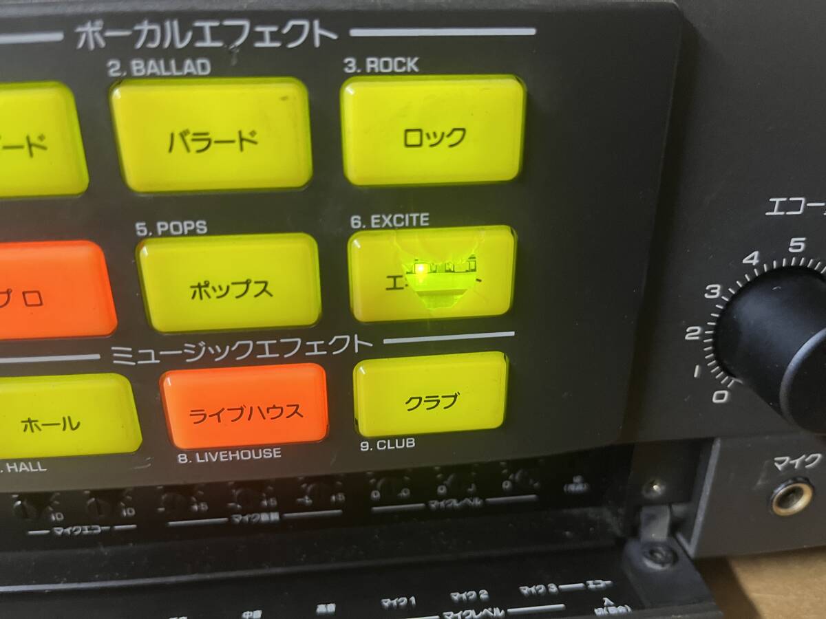 YAMAHA KMA-2000 カラオケミキシングアンプ YAMAHA KMA-2000 カラオケミキシングアンプ