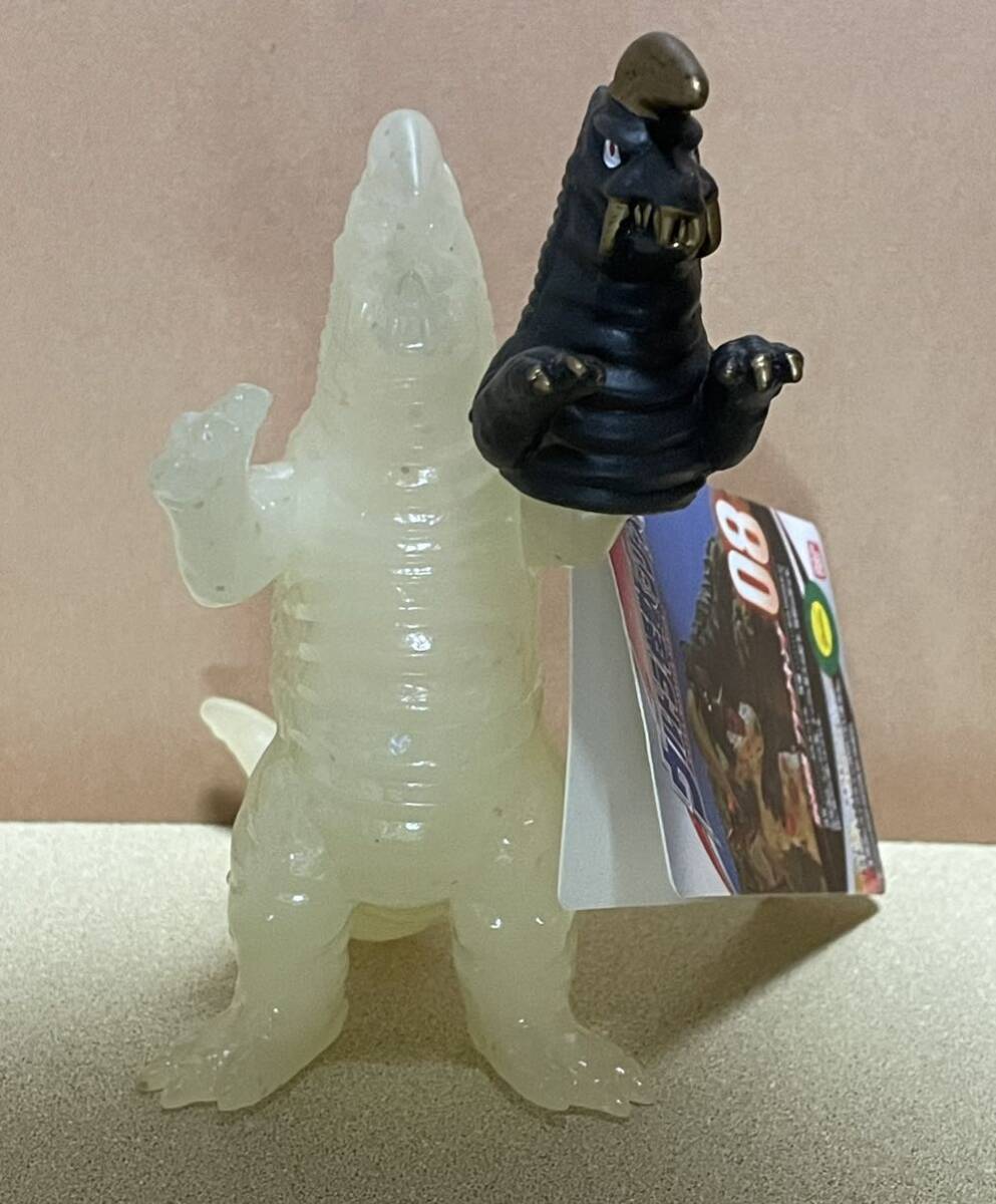 ビーデスソフビ円谷 Bibian 比比昂 - 蓄光 ブラックキング ソフビ フィギュア 指人形