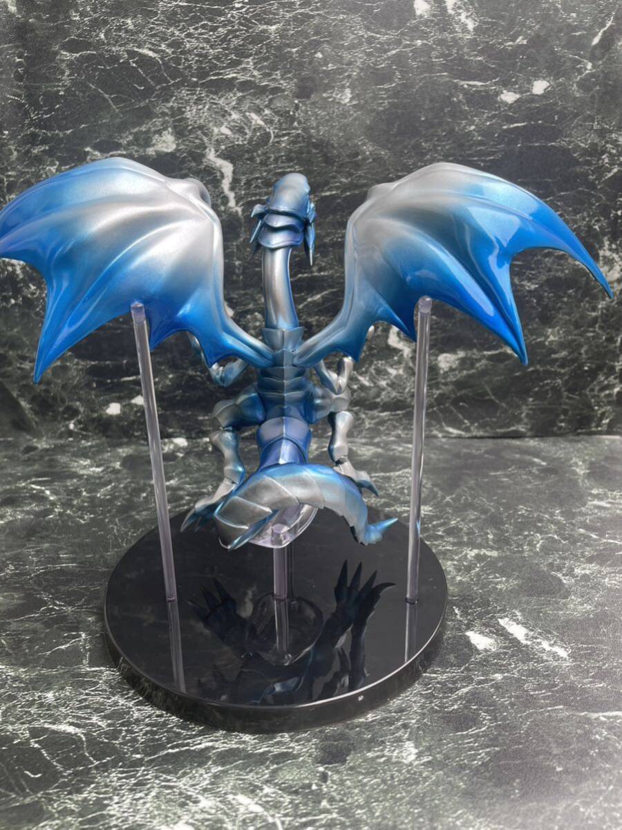 遊戯王 ブルーアイズ・トゥーン・ドラゴン フィギュア リペイント Bibian 比比昂 - 遊戯王 ブルーアイズ・ホワイトドラゴン 青眼の