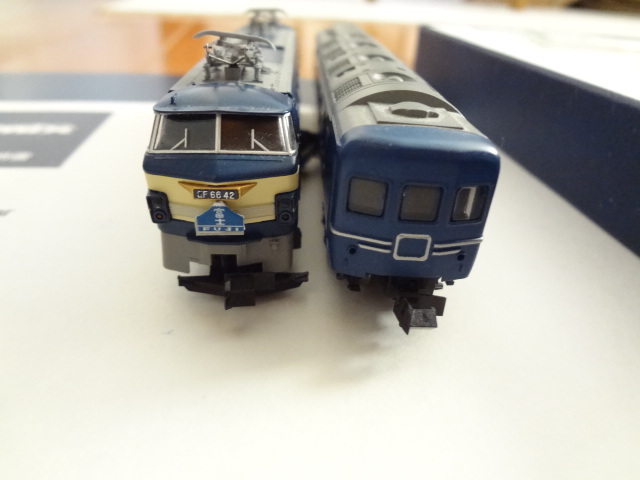 TOMIX 92026 国鉄EF66、24系25形 ロビーカー編成 TOMIX 92026 EF66 24系25形寝台特急ロビーカー 新品未使用品