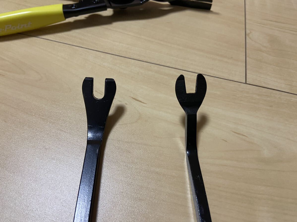 取り外しできる方に出品します。 スナップオン クリップ外し3点