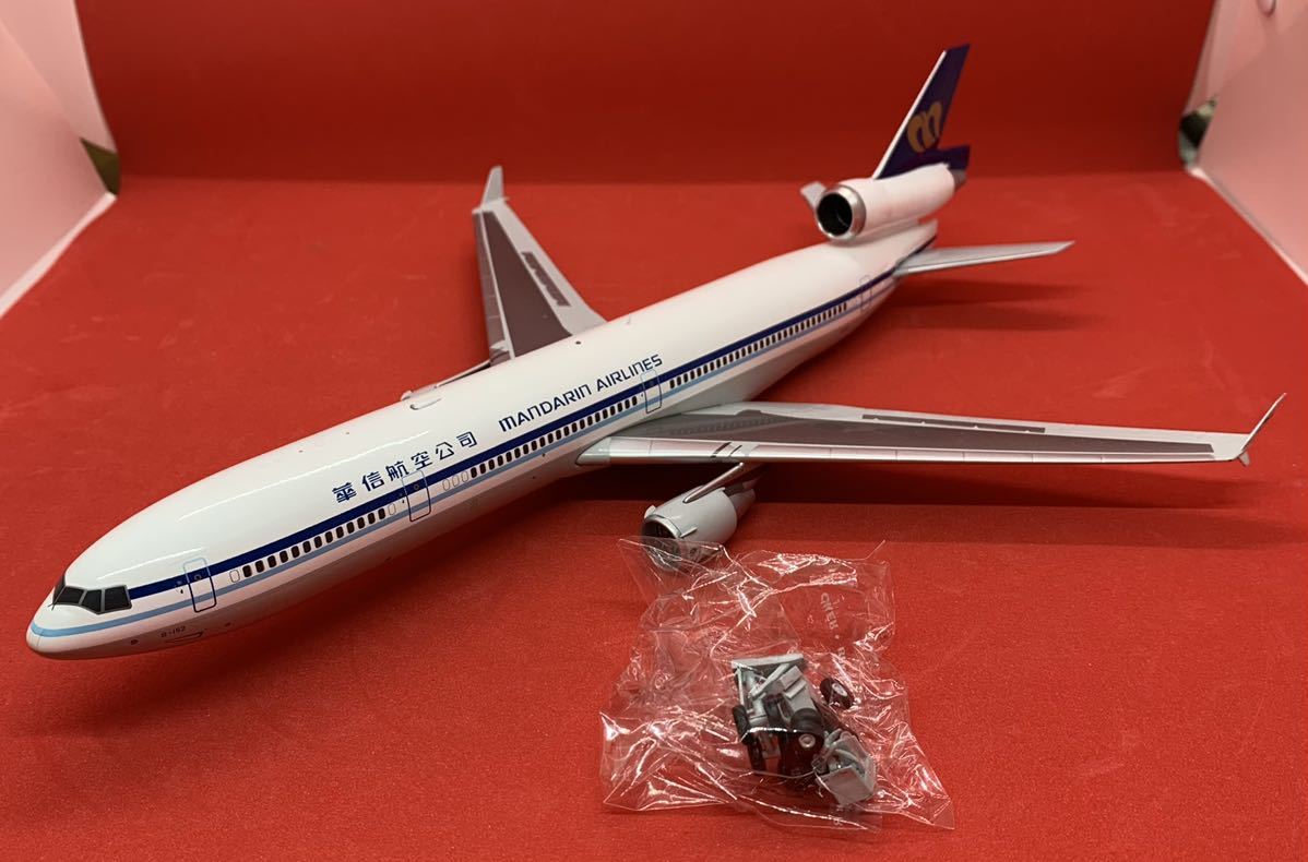 MD-11 マンダリン航空(華信航空) Bibian 比比昂- 1/200 JCWINGS マンダリン航空(華信航空