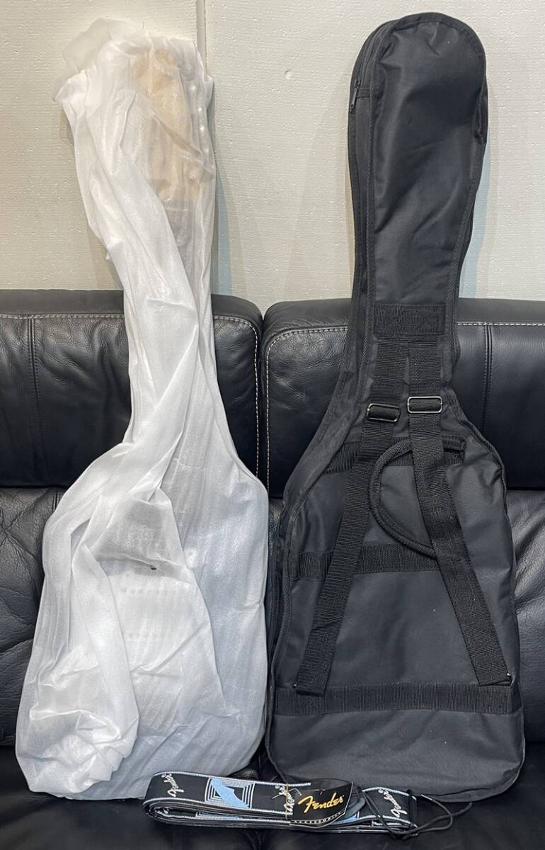 Bibian 比比昂- 超希少未使用極美品希少カラーFender Japan