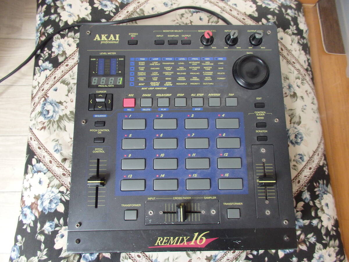 AKAI REMIX 16 サンプラー MPC Akai Remix 16 Specs