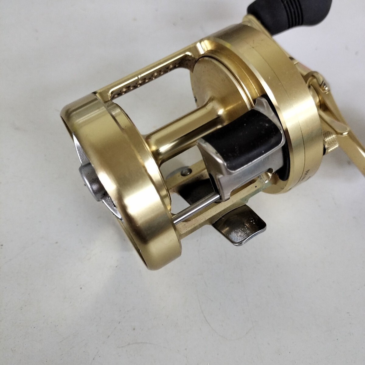 Bibian 比比昂 - 部品取り SHIMANO CALCUTTA CONQUEST 400