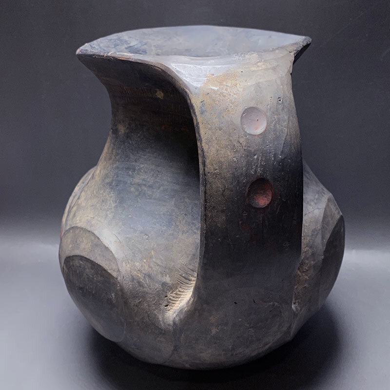 ♦中国 古玩 古陶磁 類品は宋時代 黒釉 双耳瓶 アンティーク 骨董品 黒釉唐草文瓶 文化遺産オンライン