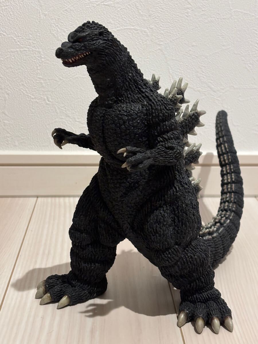 ゴジラ怪獣ソフビ　ビオランテ　リペイント完成品 ビオランテ リペイント ゴジラ - メルカリ