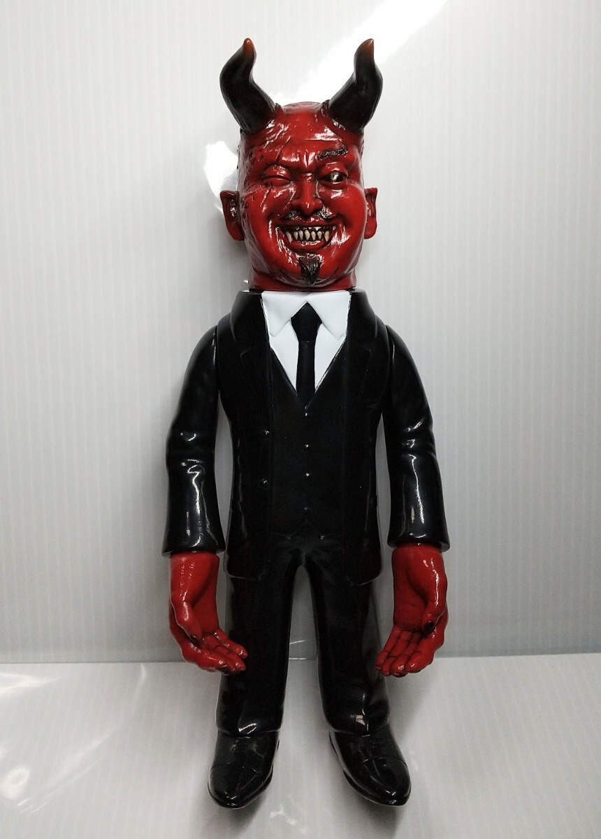 キムラトイ ヘッドスワップ×スーツ DEMON & THE BEAST Bibian 比比昂 - キムラトイ ヘッドスワップ x スーツ デーモン