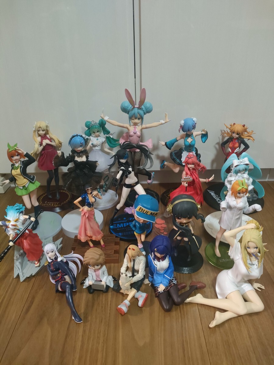 匿名配送】初音ミク フィギュア まとめ売り