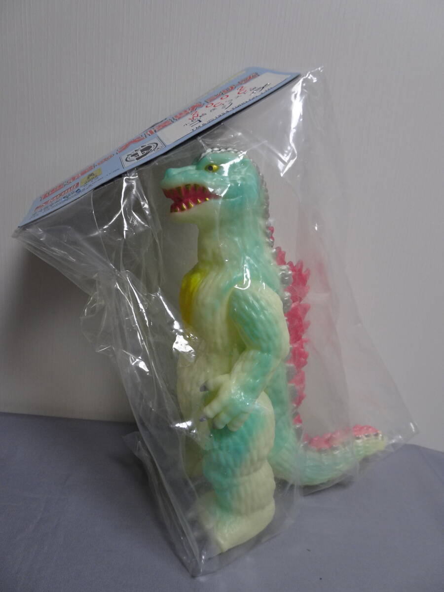 マーミット　ゴジラ　小松崎茂イラスト版　蓄光未塗装　世紀の大怪獣シリーズ マーミット ゴジラ 小松崎茂イラスト版 蓄光未塗装 世紀の大怪獣