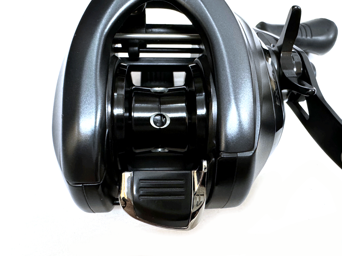 中古美品】シマノ '17 エクスセンス DC XG(右ハンドル)