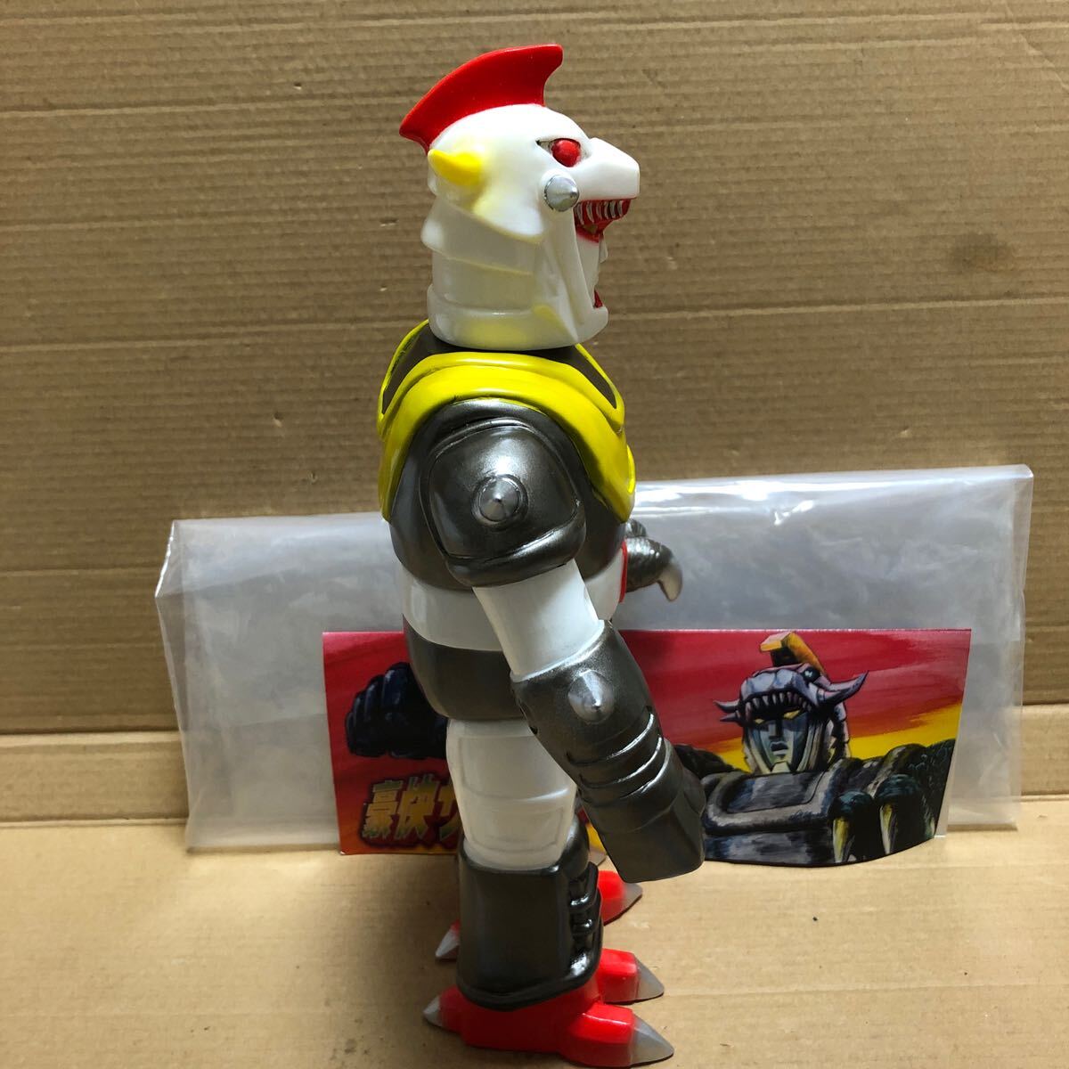 KKTOY 豪快ザウラー mk2 ガンダム zollmen hxs ソフビ Yahoo!オークション - K.K TOY 豪快ザウラー ガンダムカラー