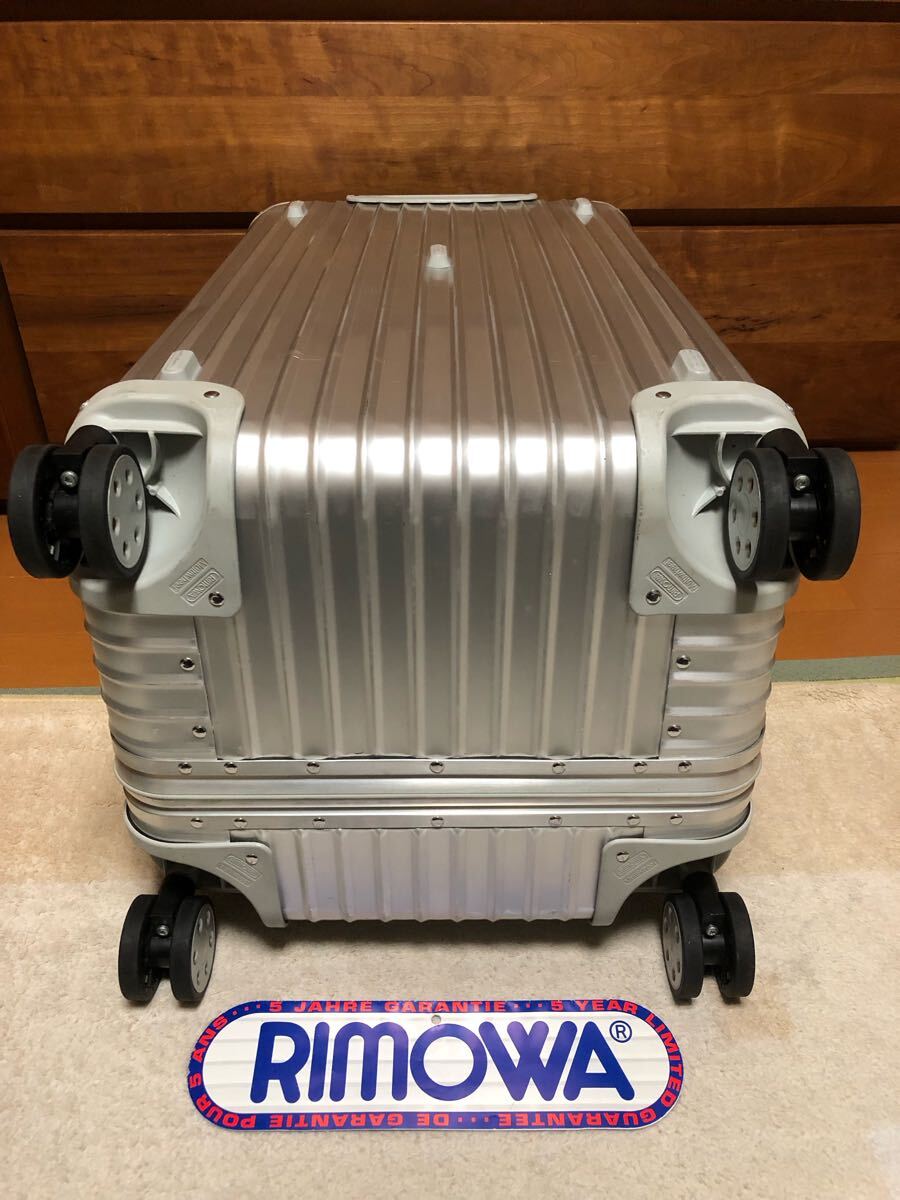 RIMOWA リモワ トパーズ 電子タグ89リットル シルバー 4輪 廃盤品 Amazon | [リモワ] トパーズ Topas スポーツ 4輪 Sport