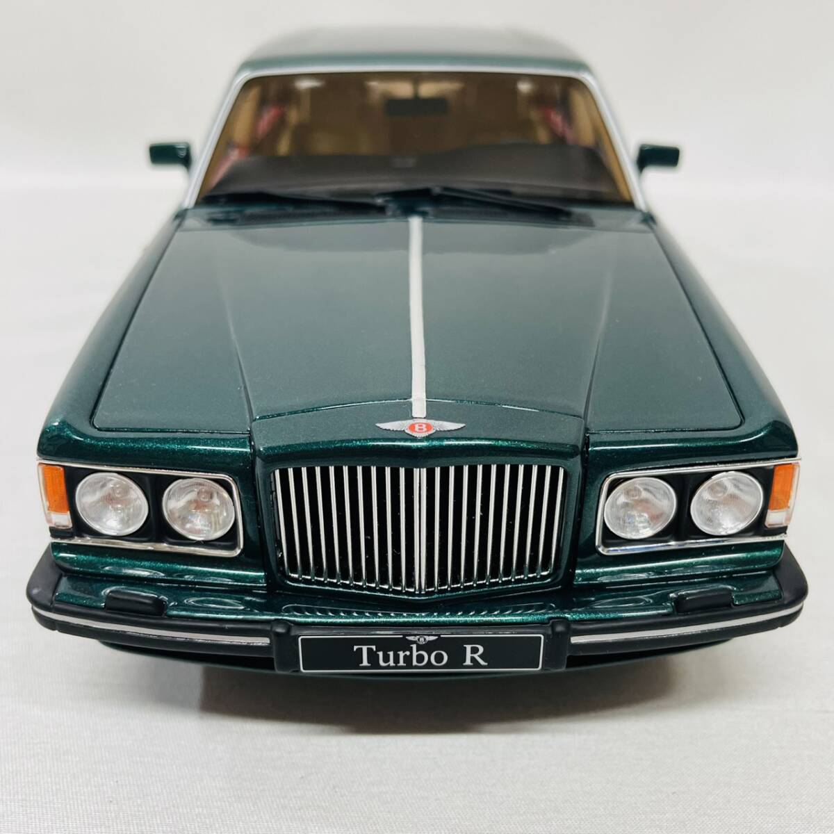 Bibian 比比昂- GT SPIRIT 1/18 ベントレーターボR グリーン/ ミニカー